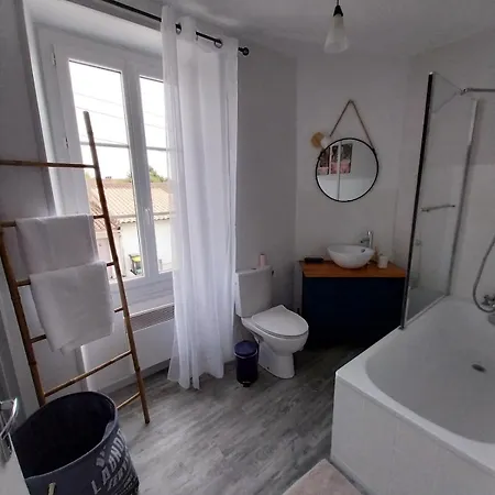 Maisonette Syl' -vie بيت للعطل *